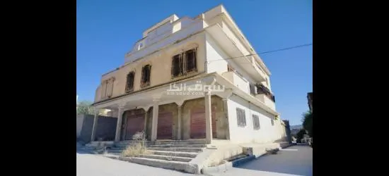 Villa à vendre à Tebessa 720 m² et 3 façades - 2