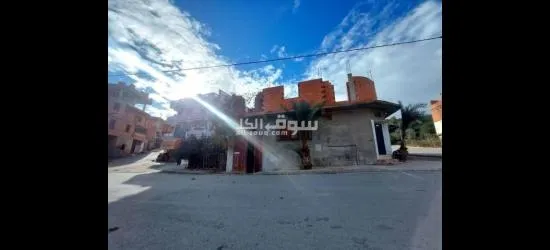 منزل مع حديقة بعقد ملكية ودفتر عقاري مساحة 300م تقريبا في مدينة عين حساينية ولاية قالمة - 5